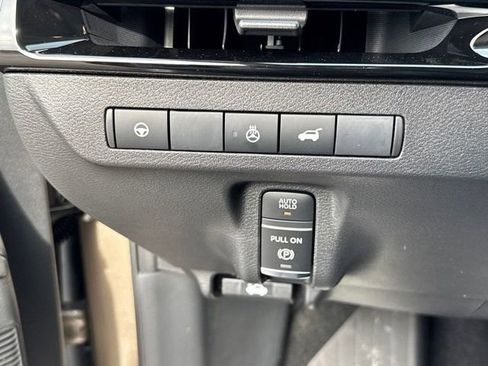 New 2025 Nissan Murano SL AWD/4WD image 24