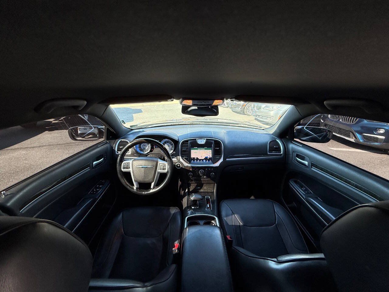 Used 2014 Chrysler 300 C RWD image 34