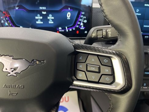 Used 2025 Ford Mustang Coupe image 35