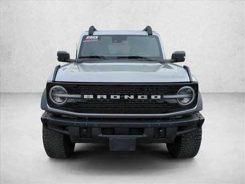 Used 2023 Ford Bronco Wildtrak image 2