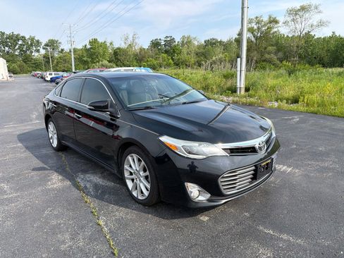 Used 2014 Toyota Avalon Limited FWD image 8