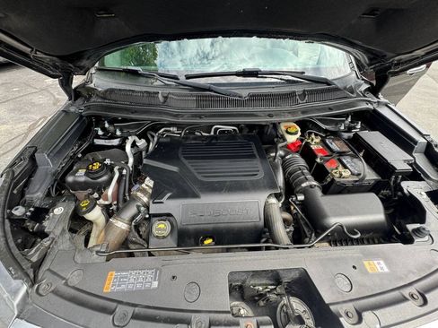 Used 2016 Ford Explorer Platinum AWD/4WD image 15