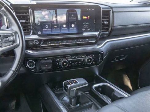 Used 2023 Chevrolet Silverado 1500 LTZ w/ LTZ Premium Package AWD/4WD image 19