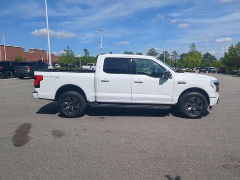 Certified 2024 Ford F150 Lightning Flash AWD/4WD image 3