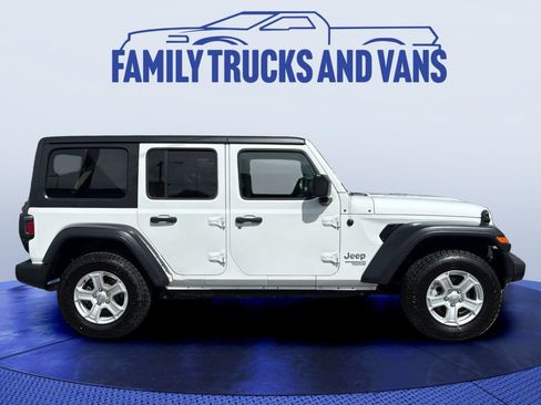 Used 2019 Jeep Wrangler Unlimited Sport S AWD/4WD image 6