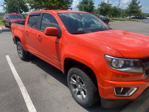Used 2019 Chevrolet Colorado Z71 AWD/4WD image 7