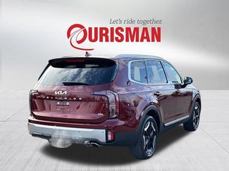 Used 2023 Kia Telluride EX w/ EX Captain's Chair Package video 2