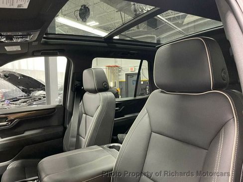 Used 2026 GMC Yukon Elevation image 13