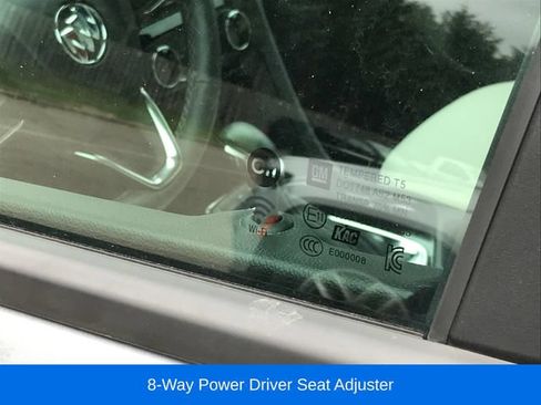 Used 2023 Buick Encore GX Preferred w/ Cold Weather Comfort Package FWD image 3