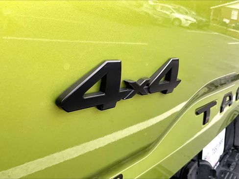Used 2022 Toyota Tacoma TRD Pro image 31