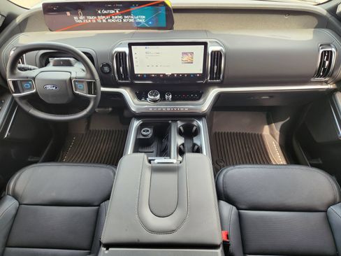 New 2027 Ford Expedition Platinum w/ Stealth Appearance Package AWD/4WD image 24