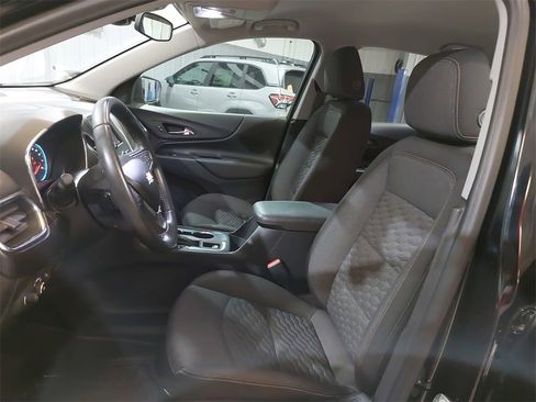 Used 2020 Chevrolet Equinox LT image 15