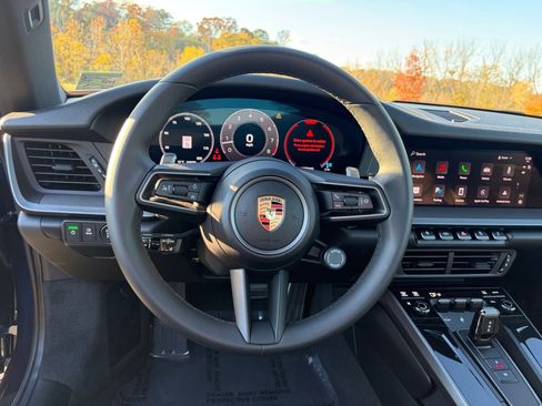 Certified 2025 Porsche 911 Carrera image 15