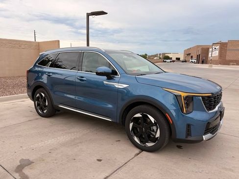 Used 2025 Kia Sorento EX w/ EX Panoramic Sunroof Package AWD/4WD image 5