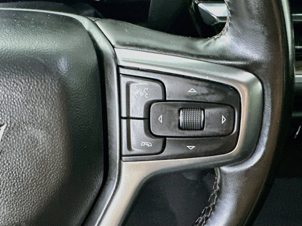 Used 2024 Chevrolet Silverado 2500 LT AWD/4WD image 23