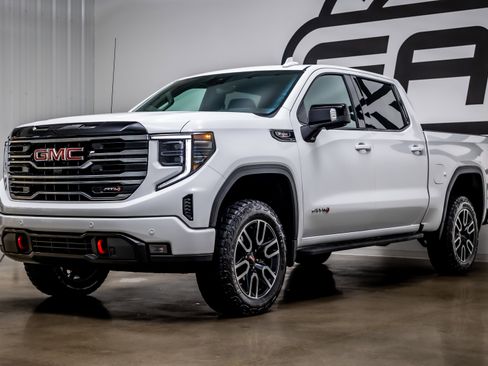 Used 2026 GMC Sierra 1500 AT4 w/ AT4 Premium Package image 32