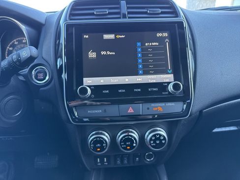 Used 2024 Mitsubishi Outlander Sport 2.0 ES image 16