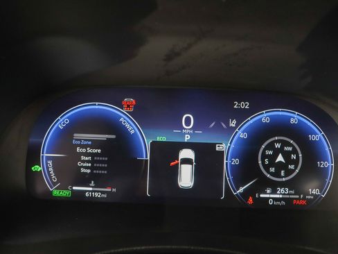 Used 2023 Toyota Highlander Platinum FWD image 16