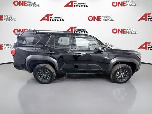 Certified 2025 Toyota 4Runner SR5 AWD/4WD image 9