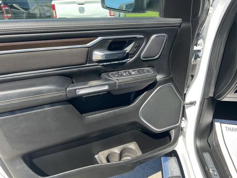 Used 2022 RAM 1500 Laramie image 9
