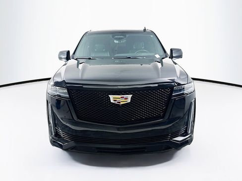Used 2023 Cadillac Escalade Sport image 2