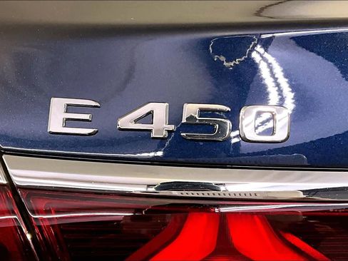 New 2026 Mercedes-Benz E 450 4MATIC Sedan image 9