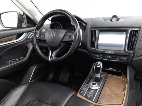 Used 2017 Maserati Levante S image 12