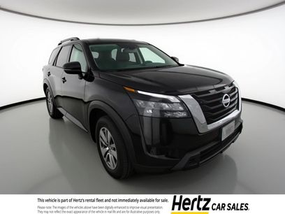 Used 2025 Nissan Pathfinder SV