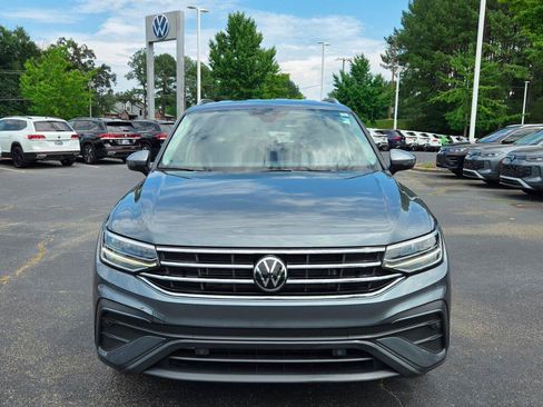 Certified 2023 Volkswagen Tiguan SE FWD image 8