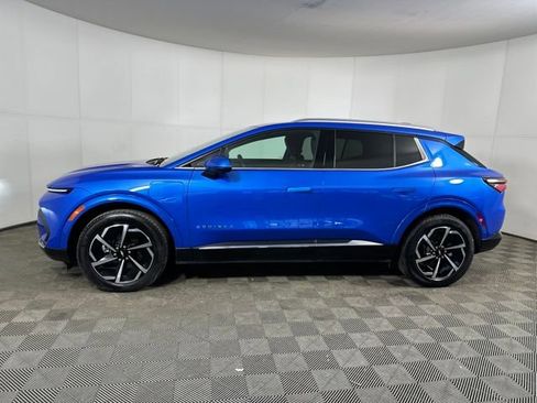 Used 2025 Chevrolet Equinox EV LT w/ Convenience Package image 6