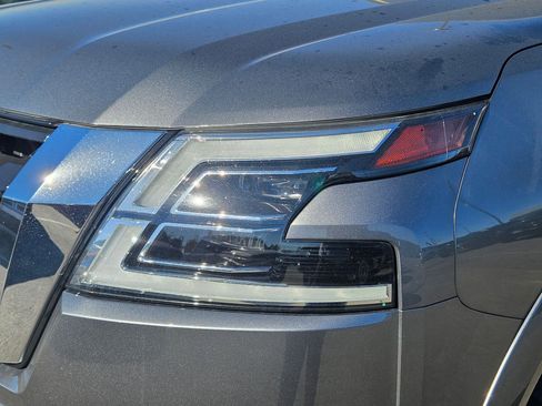 Used 2024 Nissan Armada SL w/ Cargo Package image 11