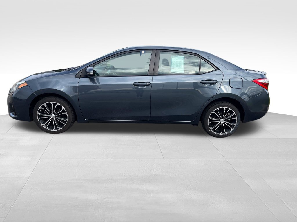 Used 2015 Toyota Corolla S FWD image 2