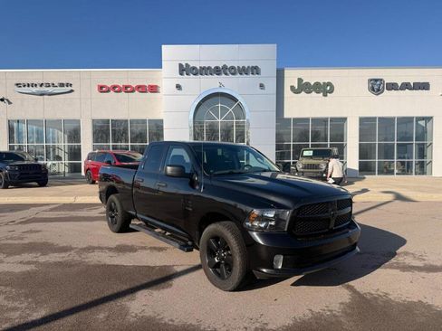 Used 2019 RAM 1500 Express w/ Express Value Package image 1