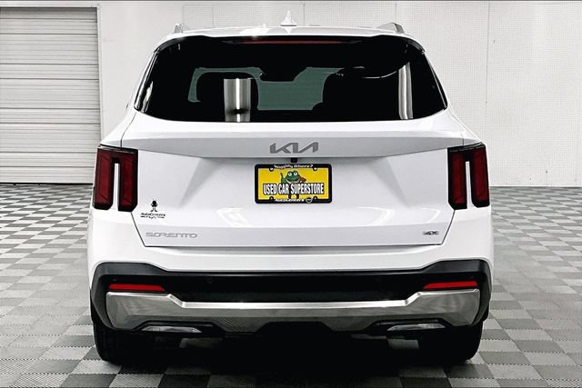 Used 2025 Kia Sorento EX AWD/4WD image 5