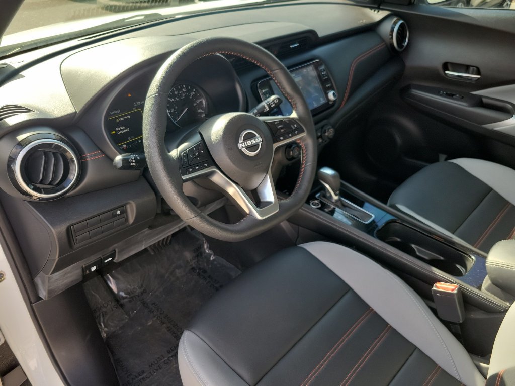 Certified 2023 Nissan Kicks SR w/ SR Premium Package FWD image 14