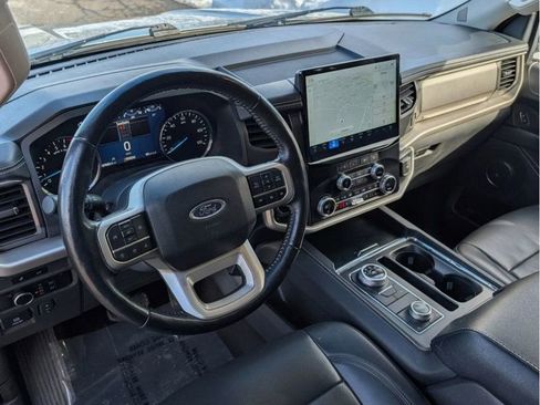 Used 2024 Ford Expedition Max XLT AWD/4WD image 18