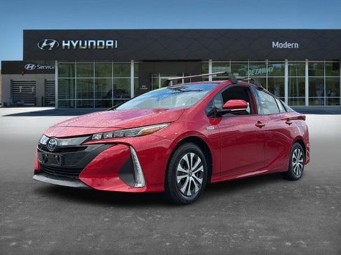 Used 2020 Toyota Prius Prime XLE image 1