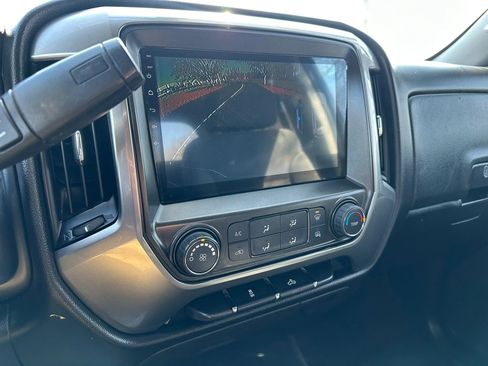 Used 2018 Chevrolet Silverado 1500 LT image 19