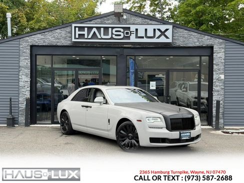 Used 2018 Rolls-Royce Ghost RWD image 1