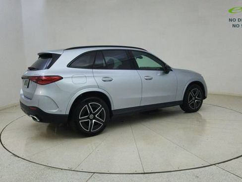 Used 2025 Mercedes-Benz GLC 300 4MATIC image 70