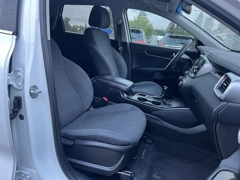 Used 2016 Kia Sorento LX AWD/4WD image 13