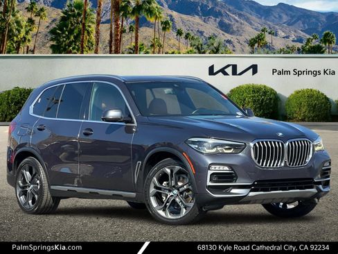 Used 2019 BMW X5 xDrive40i w/ Premium Package 2 AWD/4WD image 1
