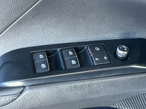 Certified 2020 Toyota Camry XSE image 14