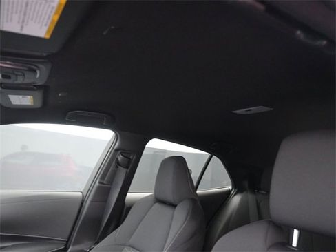 Certified 2025 Toyota Corolla SE image 23