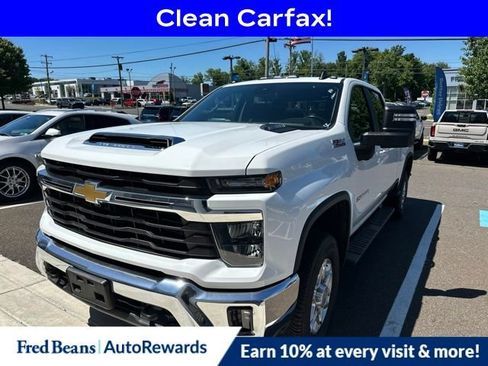Used 2024 Chevrolet Silverado 2500 LT w/ All Star Edition AWD/4WD image 3
