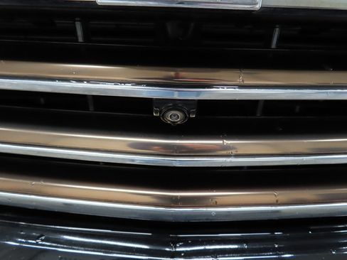 Used 2024 Chevrolet Suburban High Country image 53