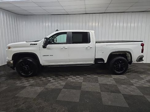 Used 2025 Chevrolet Silverado 2500 LT AWD/4WD image 5