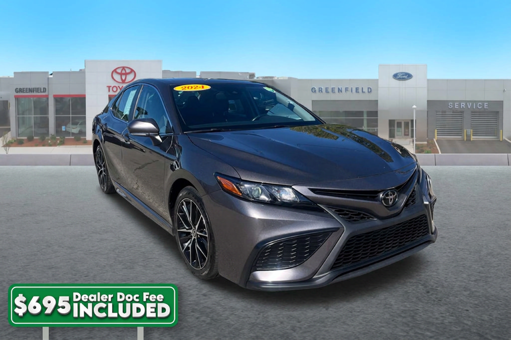 Used 2024 Toyota Camry SE w/ Convenience Package FWD image 1