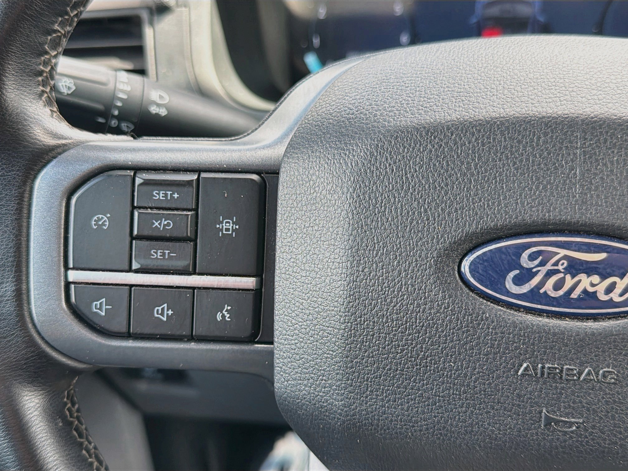 Used 2025 Ford F150 XLT w/ Equipment Group 301A Standard AWD/4WD image 34