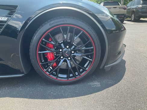 Used 2018 Chevrolet Corvette Z06 RWD image 10